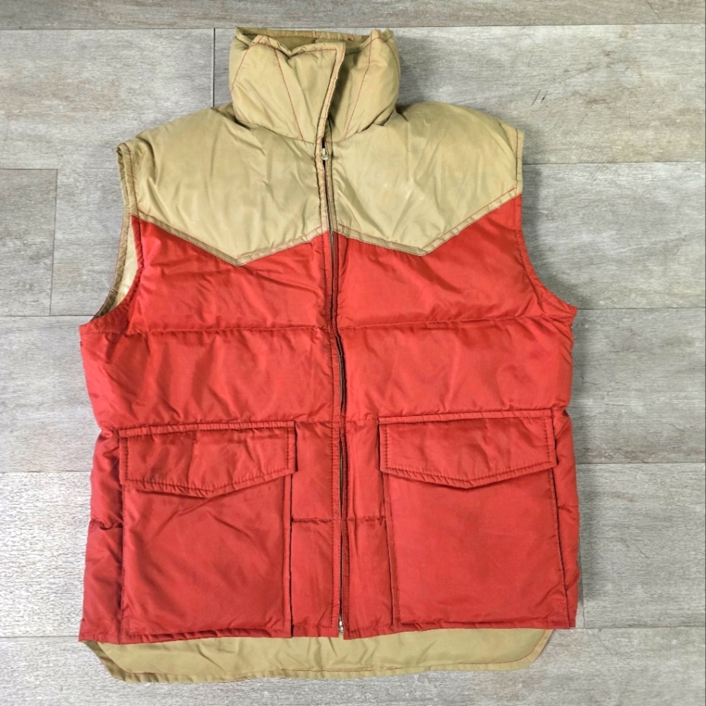 RARE Vintage "Ski Daddle" cream & orange winter vest size medium